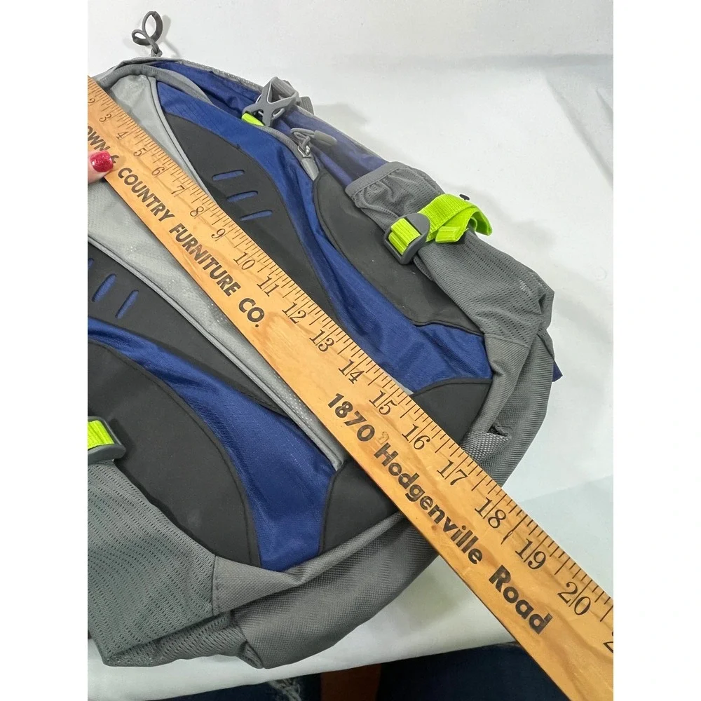 Outdoor Product Hydration Backpack Water‎ Packet Run Hike Refresh MultiColor 20L